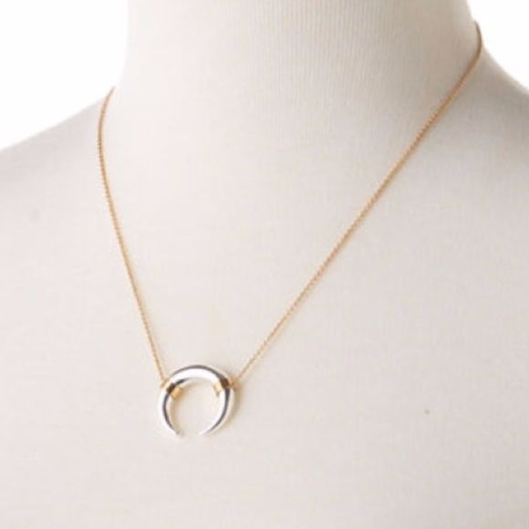 Stella & Dot Luna Pendant Necklace - Crescent Mixed Metal - Picture 1 of 13